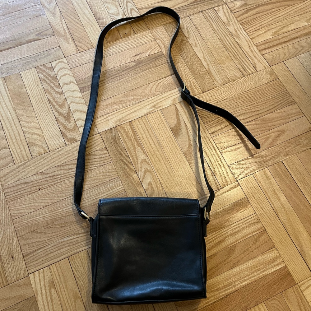 Nautica Black Leather Crossbody Bag - Picture 6 of 7